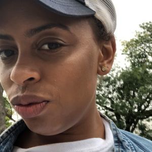 Meet your Posher, Deonna